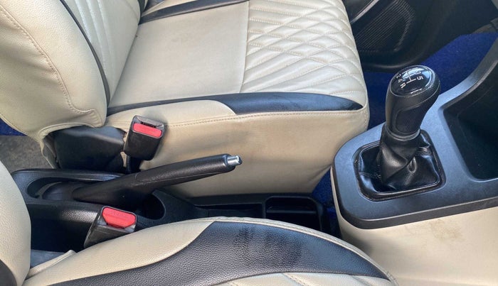 2019 Maruti New Wagon-R ZXI 1.2, Petrol, Manual, 50,293 km, Gear Lever