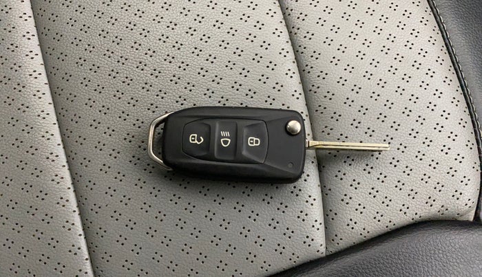 2023 Tata Tiago XZ PLUS PETROL, Petrol, Manual, 15,029 km, Key Close Up