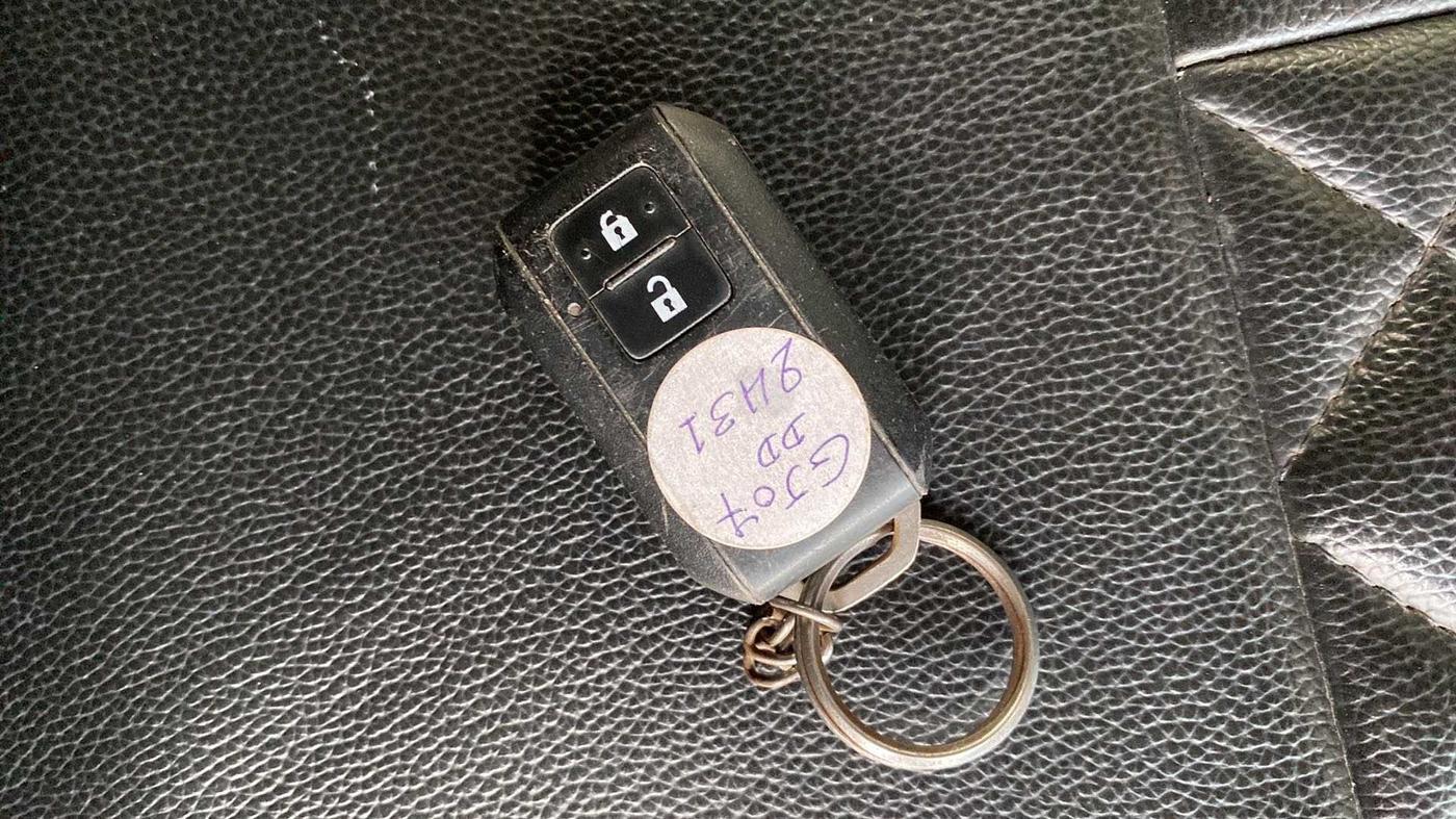 2020 Maruti Baleno ZETA PETROL 1.2, Petrol, Manual, 57,632 km, Key Close Up