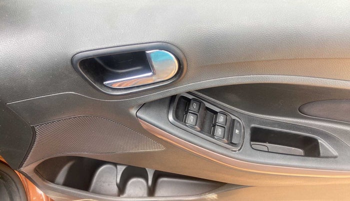2019 Ford FREESTYLE TITANIUM PLUS 1.2 PETROL, Petrol, Manual, 50,209 km, Driver Side Door Panels Control