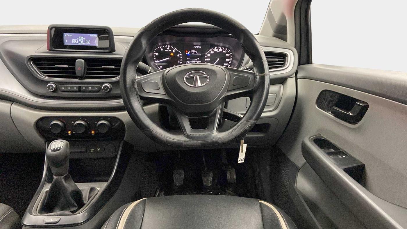 2020 Tata ALTROZ XE PETROL, Petrol, Manual, 61,103 km, Steering Wheel Close Up
