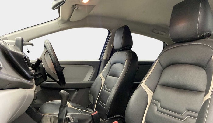 2020 Tata ALTROZ XE PETROL, Petrol, Manual, 61,103 km, Right Side Front Door Cabin