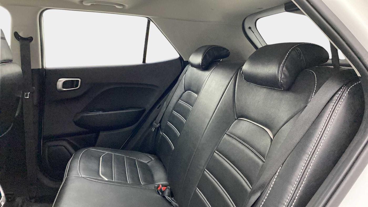2020 Hyundai VENUE SX PLUS 1.0 TURBO DCT, Petrol, Automatic, 35,185 km, Right Side Rear Door Cabin