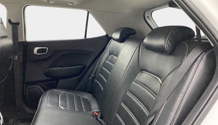 2020 Hyundai VENUE SX PLUS 1.0 TURBO DCT, Petrol, Automatic, 35,185 km, Right Side Rear Door Cabin