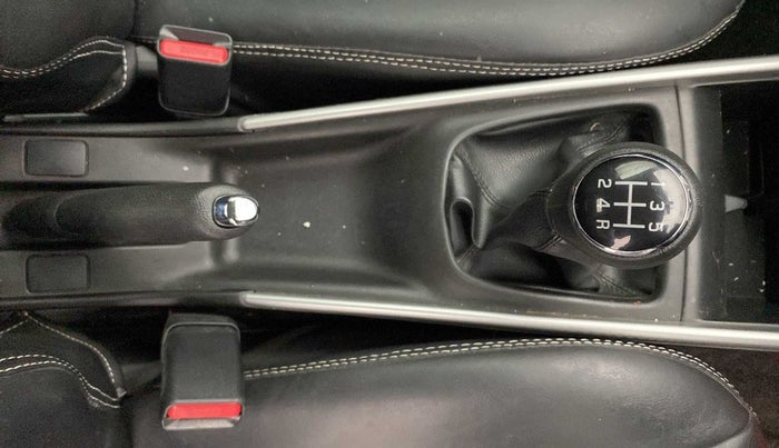 2017 Maruti Baleno ZETA PETROL 1.2, Petrol, Manual, 68,830 km, Gear Lever