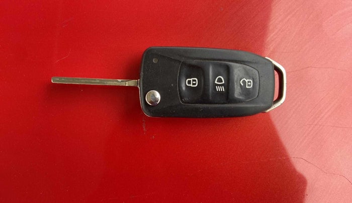 2020 Tata Tiago XZA PLUS DUAL TONE PETROL, Petrol, Automatic, 33,483 km, Key Close Up