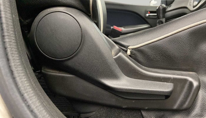 2019 Maruti Baleno DELTA PETROL 1.2, Petrol, Manual, 65,259 km, Driver Side Adjustment Panel