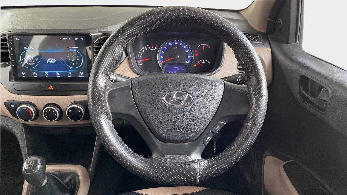 2016 Hyundai Xcent BASE 1.2, Petrol, Manual, 95,049 km, Steering Wheel Close Up
