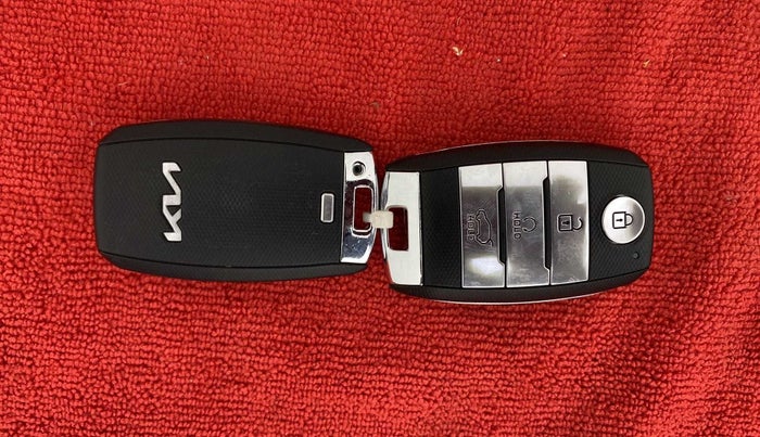 2022 KIA SELTOS HTX PLUS 1.5 DIESEL, Diesel, Manual, 27,764 km, Key Close Up