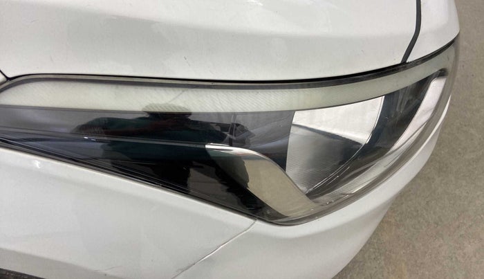 2015 Hyundai Elite i20 MAGNA 1.2, Petrol, Manual, 67,100 km, Right headlight - Minor scratches