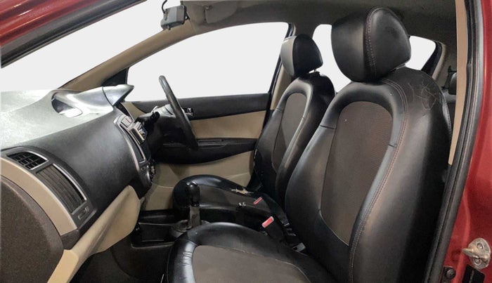 2013 Hyundai i20 MAGNA 1.4 CRDI, Diesel, Manual, 47,864 km, Right Side Front Door Cabin