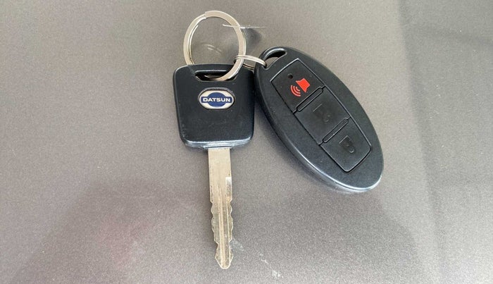 2017 Datsun Go T, Petrol, Manual, 35,091 km, Key Close Up