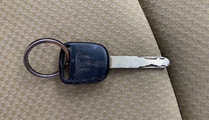 2013 Honda Brio S MT, Petrol, Manual, 51,168 km, Key Close Up