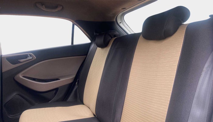2018 Hyundai Elite i20 ASTA 1.2 (O), Petrol, Manual, 81,961 km, Right Side Rear Door Cabin