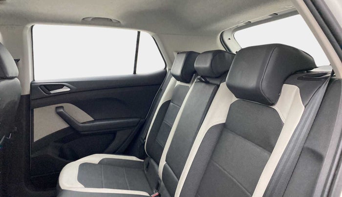 2021 Volkswagen TAIGUN TOPLINE 1.0 TSI AT, Petrol, Automatic, 37,326 km, Right Side Rear Door Cabin