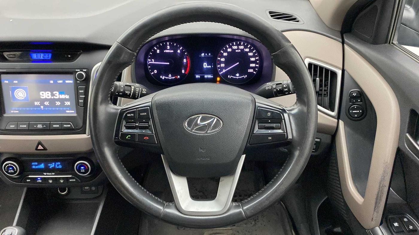 2017 Hyundai Creta SX (O) 1.6 DIESEL, Diesel, Manual, 96,121 km, Steering Wheel Close Up