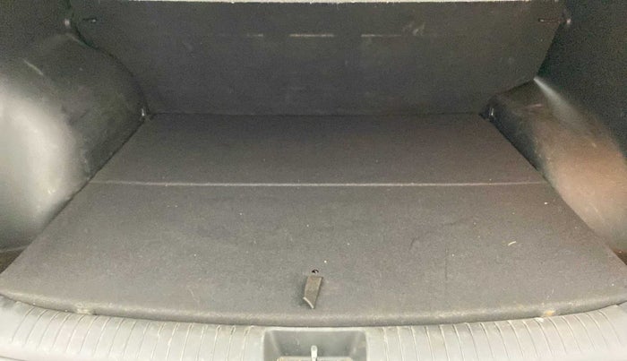 2017 Hyundai Creta SX (O) 1.6 DIESEL, Diesel, Manual, 96,121 km, Boot Inside