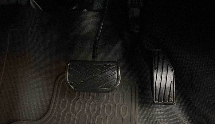 2019 Maruti Baleno ALPHA CVT PETROL 1.2, Petrol, Automatic, 32,201 km, Pedals