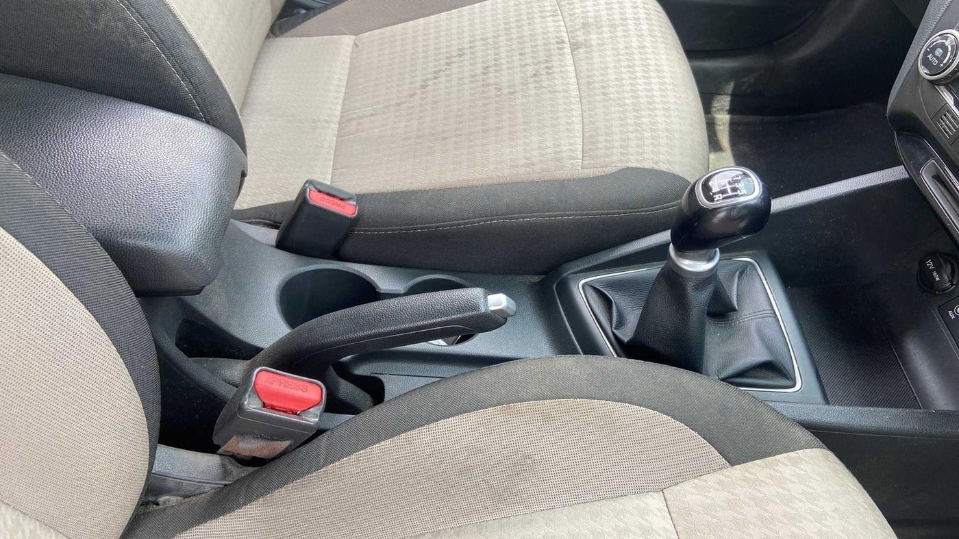 2018 Hyundai Elite i20 ASTA 1.2 (O), Petrol, Manual, 47,127 km, Gear Lever