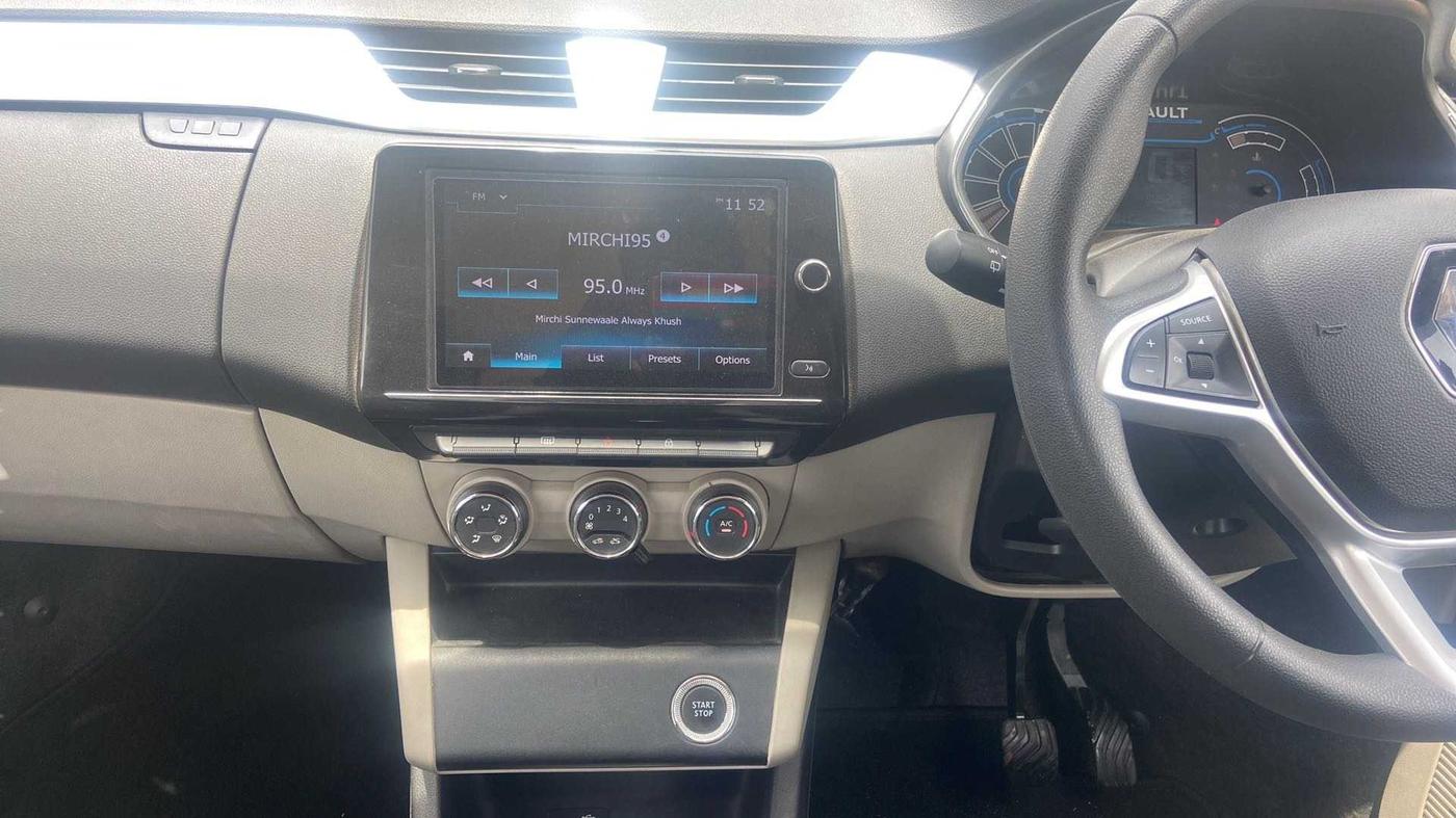 2021 Renault TRIBER RXZ AMT, Petrol, Automatic, 8,850 km, Air Conditioner