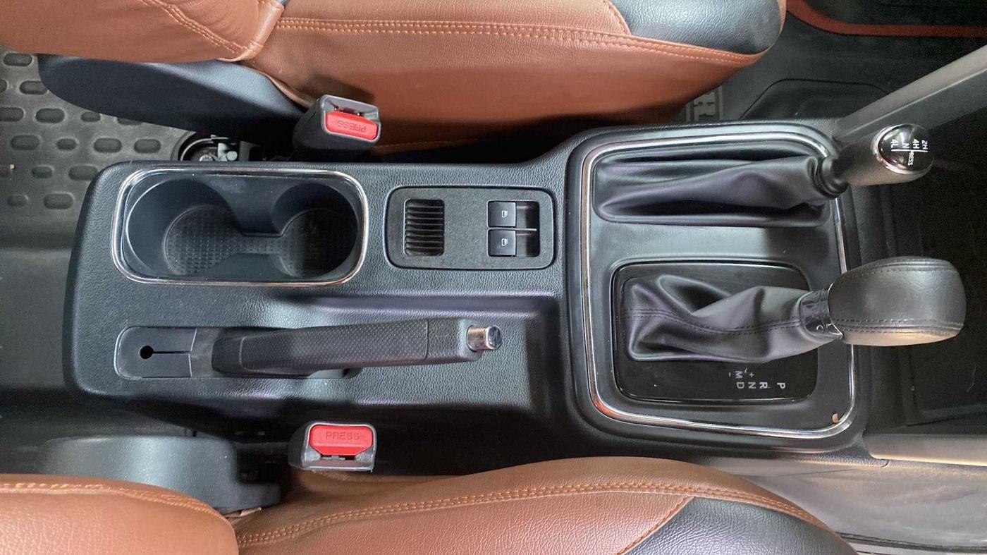 2022 Mahindra Thar LX PETROL HT 4WD AT, Petrol, Automatic, 5,285 km, Gear Lever