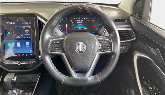 2020 MG HECTOR SHARP 1.5 DCT PETROL, Petrol, Automatic, 35,964 km, Steering Wheel Close Up