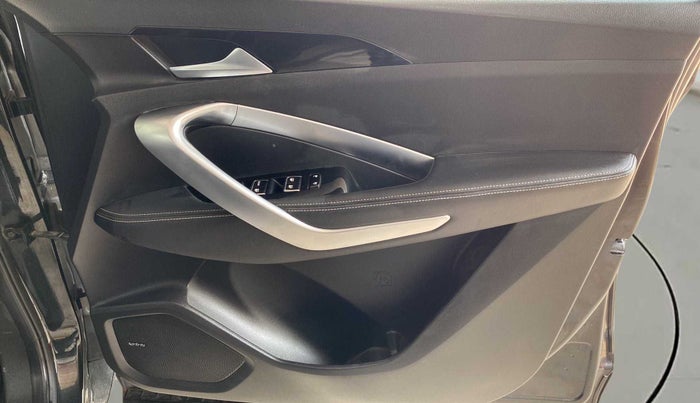 2020 MG HECTOR SHARP 1.5 DCT PETROL, Petrol, Automatic, 35,964 km, Driver Side Door Panels Control