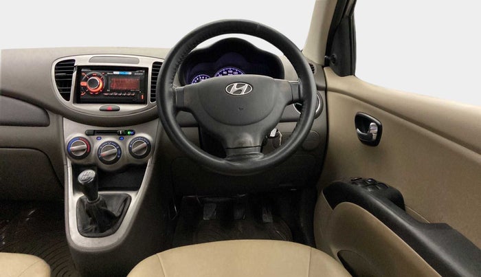 2013 Hyundai i10 MAGNA 1.1, Petrol, Manual, 53,297 km, Steering Wheel Close Up