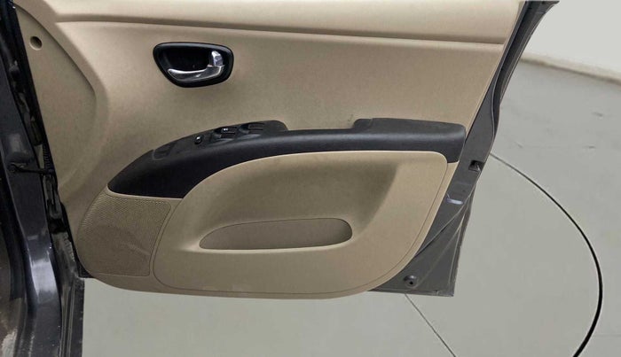 2013 Hyundai i10 MAGNA 1.1, Petrol, Manual, 53,297 km, Driver Side Door Panels Control