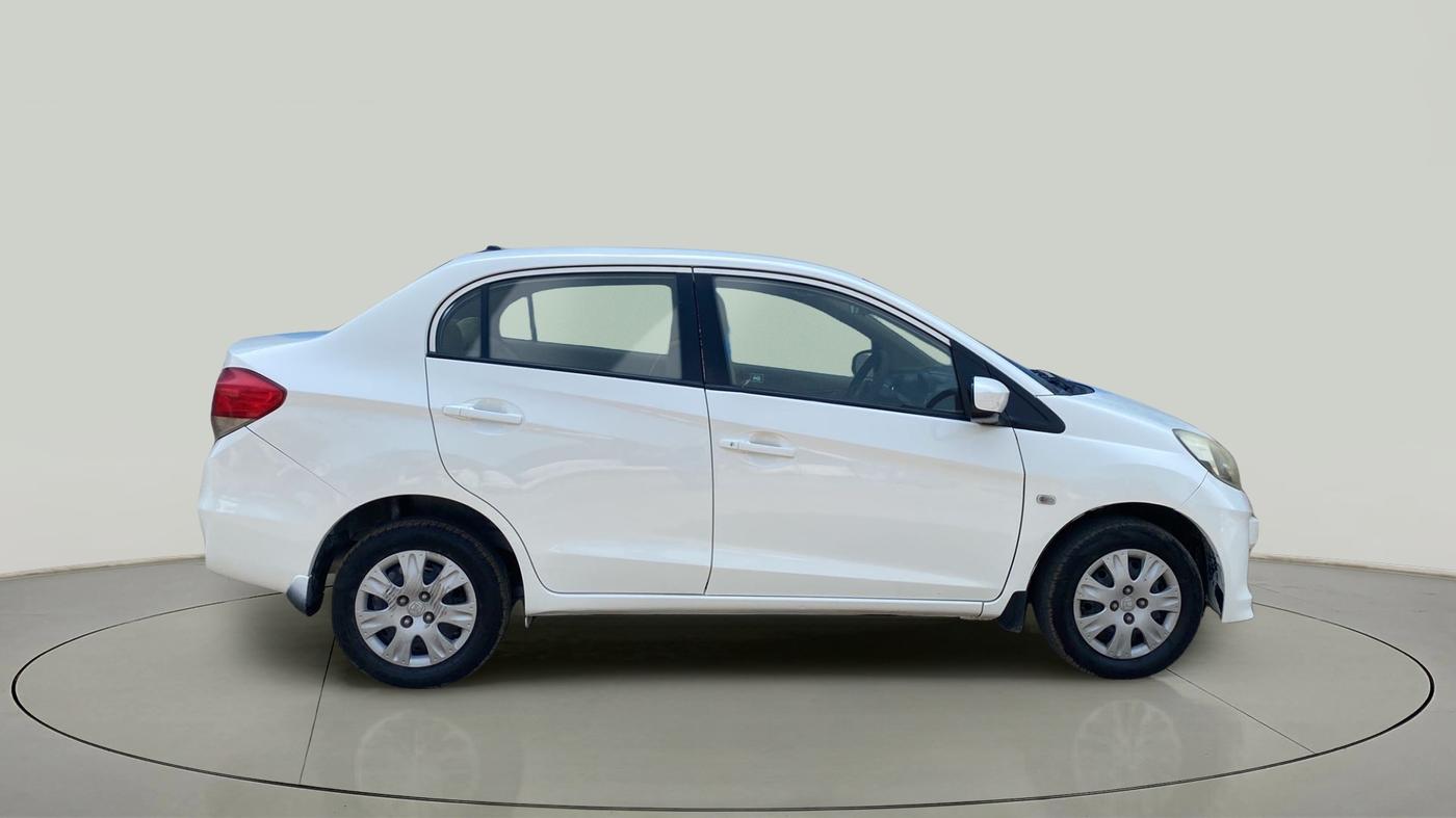 2015 Honda Amaze 1.2L I-VTEC S, Petrol, Manual, 75,568 km, Right Side