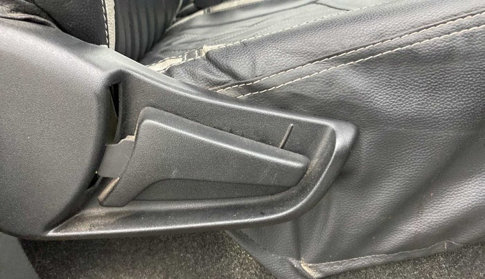 2021 Maruti S PRESSO VXI+, CNG, Manual, 26,875 km, Driver Side Adjustment Panel