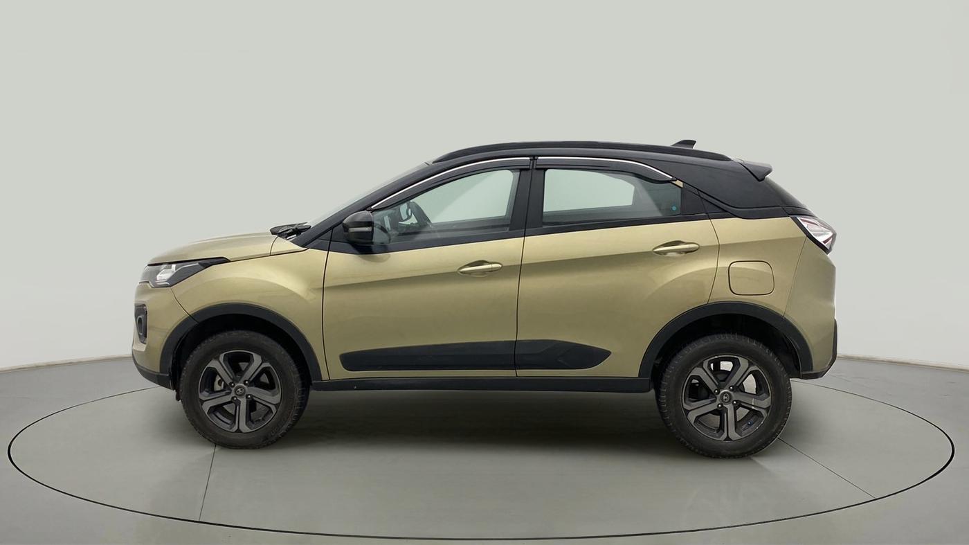2022 Tata NEXON XZA PLUS (O) PETROL DUAL TONE, Petrol, Automatic, 24,629 km, Left Side