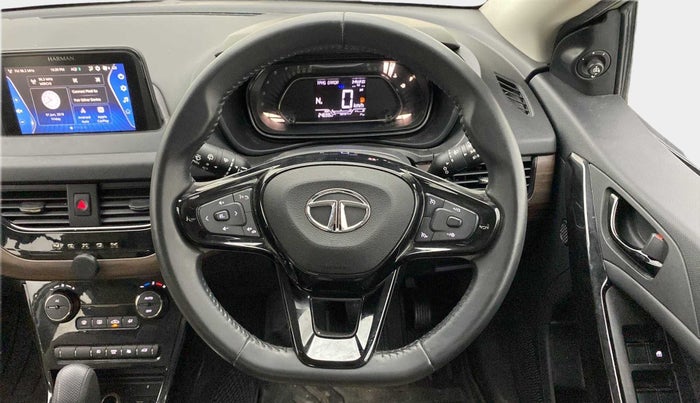 2022 Tata NEXON XZA PLUS (O) PETROL DUAL TONE, Petrol, Automatic, 24,629 km, Steering Wheel Close Up