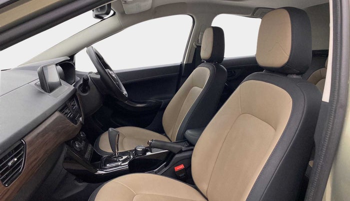 2022 Tata NEXON XZA PLUS (O) PETROL DUAL TONE, Petrol, Automatic, 24,629 km, Right Side Front Door Cabin