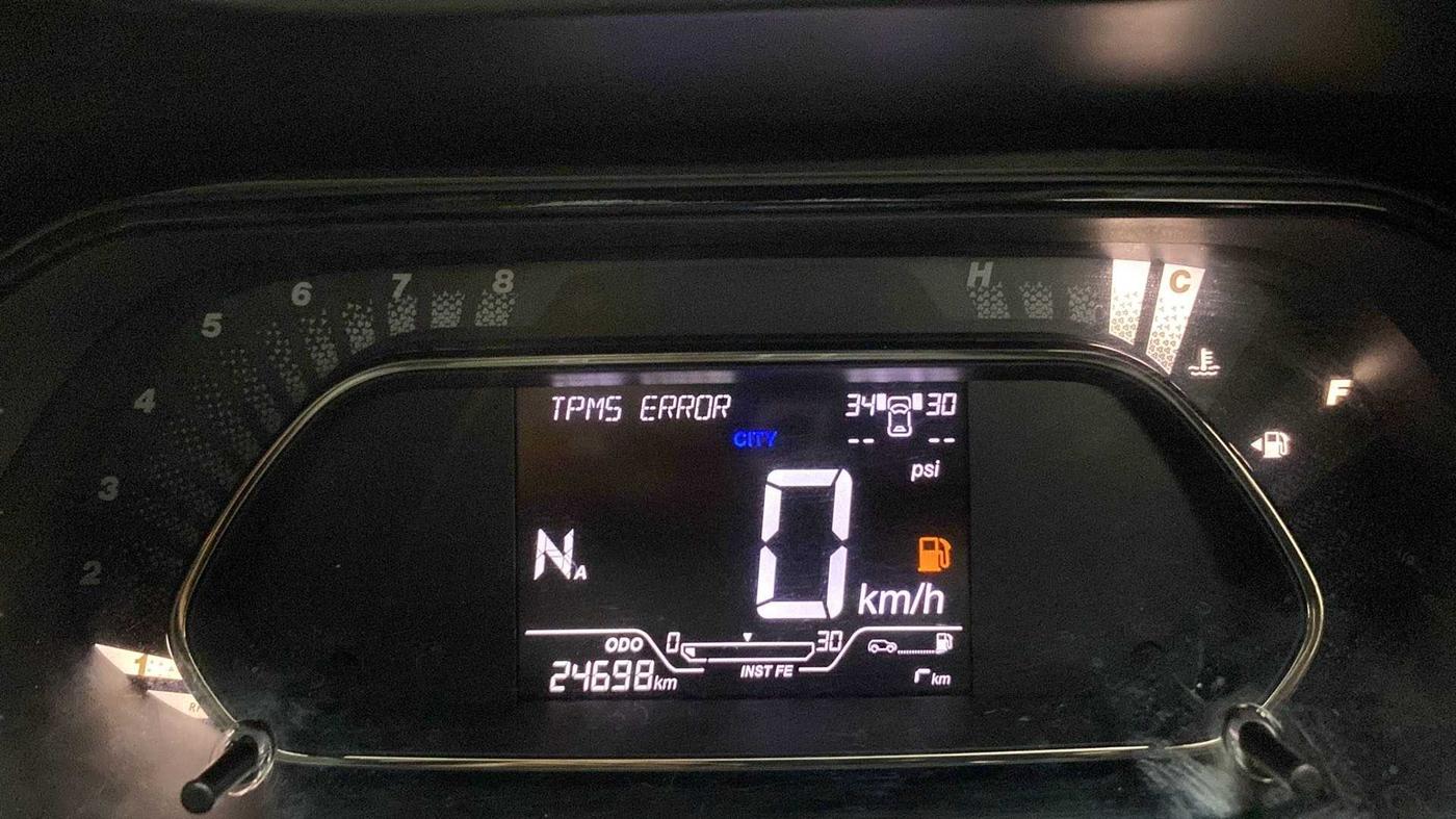 2022 Tata NEXON XZA PLUS (O) PETROL DUAL TONE, Petrol, Automatic, 24,629 km, Odometer Image