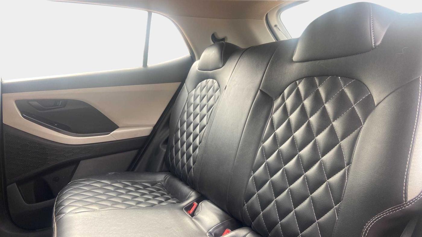 2022 Hyundai Creta EX 1.5 PETROL, Petrol, Manual, 25,492 km, Right Side Rear Door Cabin