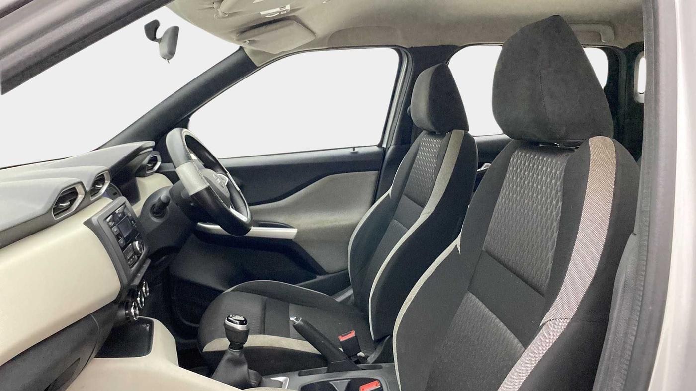 2021 Nissan MAGNITE XL TURBO, Petrol, Manual, 33,387 km, Right Side Front Door Cabin