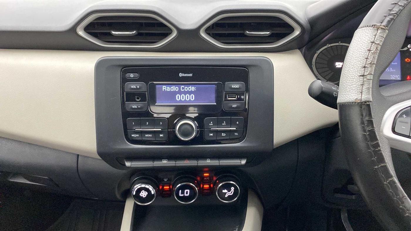 2021 Nissan MAGNITE XL TURBO, Petrol, Manual, 33,387 km, Air Conditioner