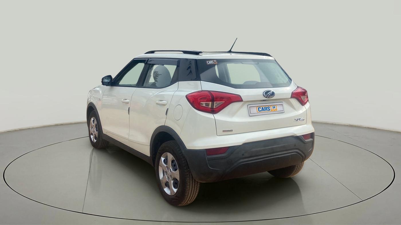 2021 Mahindra XUV300 W6 1.2 PETROL AMT, Petrol, Automatic, 7,897 km, Left Back Diagonal