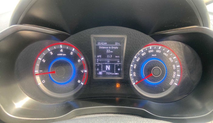 2021 Mahindra XUV300 W6 1.2 PETROL AMT, Petrol, Automatic, 7,897 km, Odometer Image