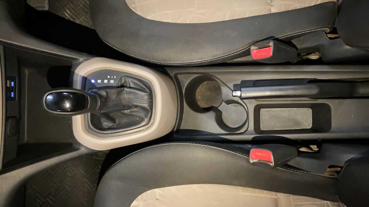 2015 Hyundai Grand i10 ASTA AT 1.2 KAPPA VTVT, Petrol, Automatic, 63,287 km, Gear Lever