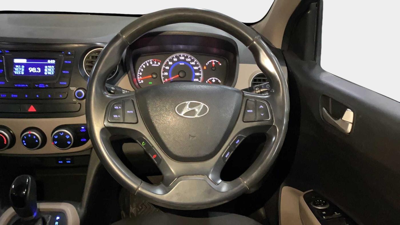 2015 Hyundai Grand i10 ASTA AT 1.2 KAPPA VTVT, Petrol, Automatic, 63,287 km, Steering Wheel Close Up