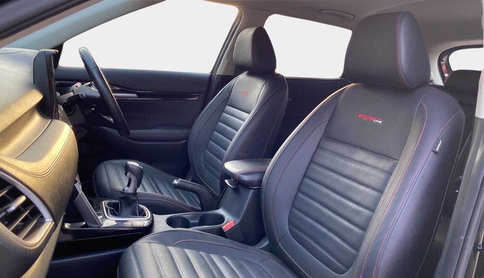 2022 KIA SELTOS GTX PLUS 1.4 PETROL, Petrol, Manual, 15,455 km, Right Side Front Door Cabin