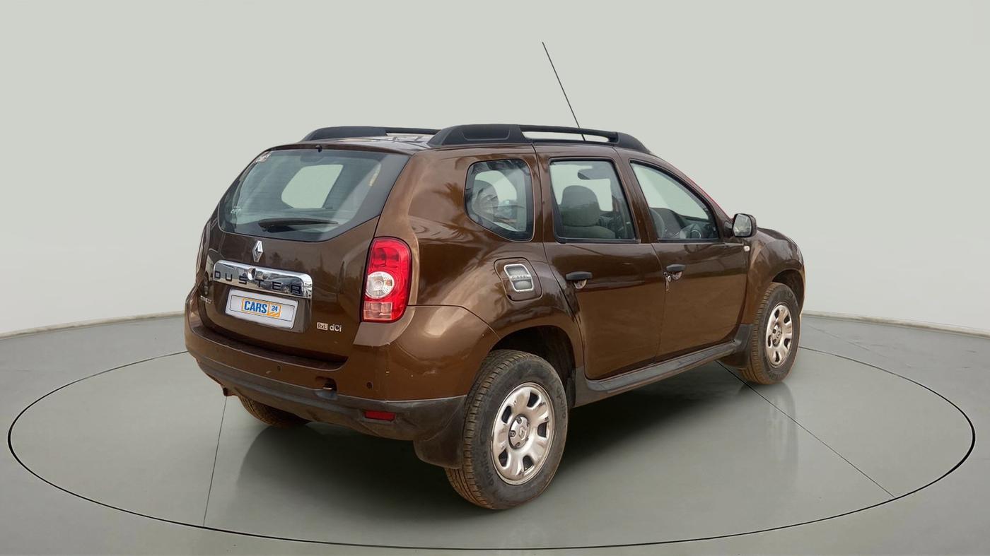 2015 Renault Duster 85 PS RXL DIESEL, Diesel, Manual, 67,527 km, Right Back Diagonal