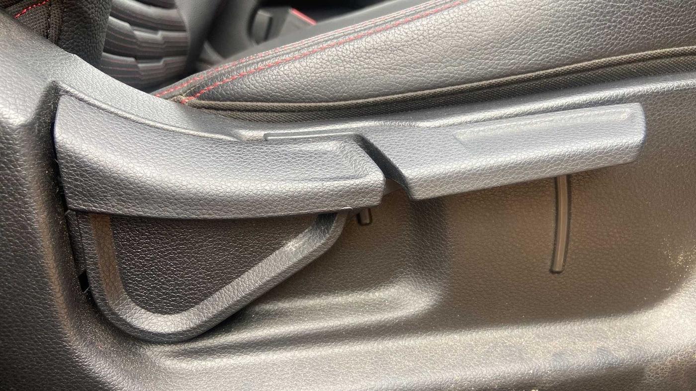 2021 KIA SONET GTX PLUS 1.5 AT, Diesel, Automatic, 28,119 km, Driver Side Adjustment Panel