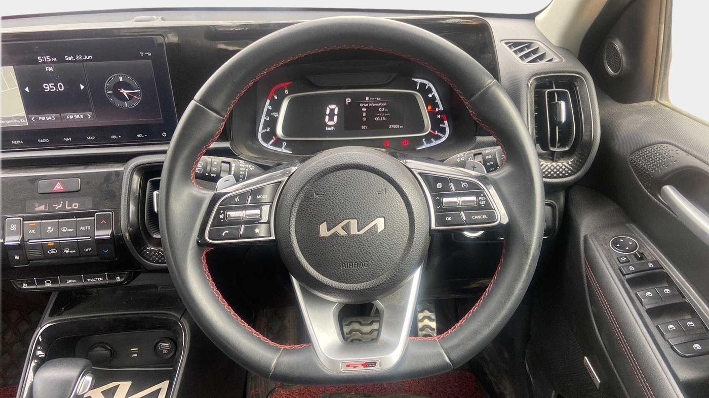 2021 KIA SONET GTX PLUS 1.5 AT, Diesel, Automatic, 28,119 km, Steering Wheel Close Up