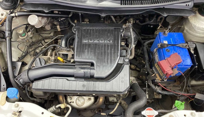 2013 Maruti Swift VXI, Petrol, Manual, 42,891 km, Open Bonet