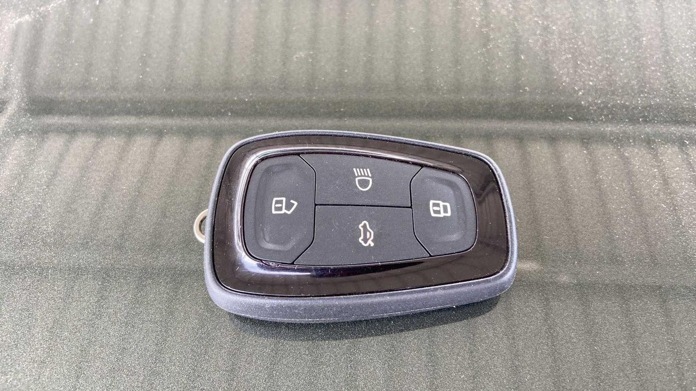 2023 Tata NEXON XZ PLUS DIESEL SUNROOF, Diesel, Manual, 21,181 km, Key Close Up