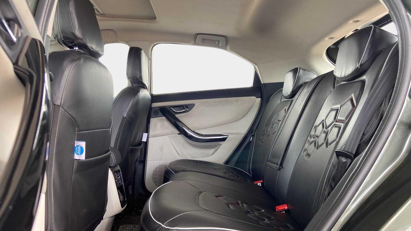 2023 Tata NEXON XZ PLUS DIESEL SUNROOF, Diesel, Manual, 21,181 km, Right Side Rear Door Cabin