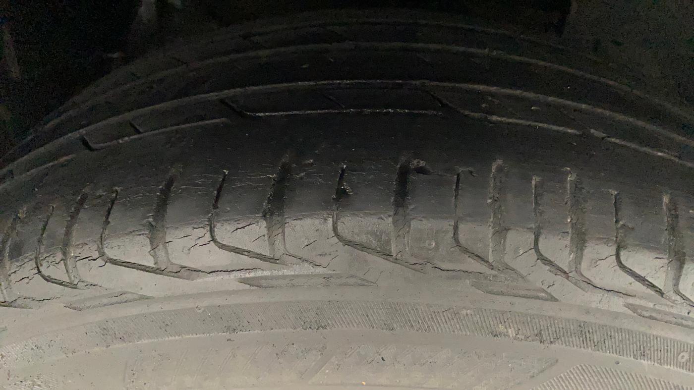 2018 Tata NEXON XZ PLUS DIESEL, Diesel, Manual, 51,869 km, Right Front Tyre Tread